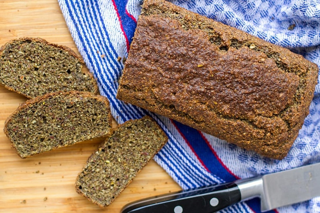 low carb hemp seed bread D